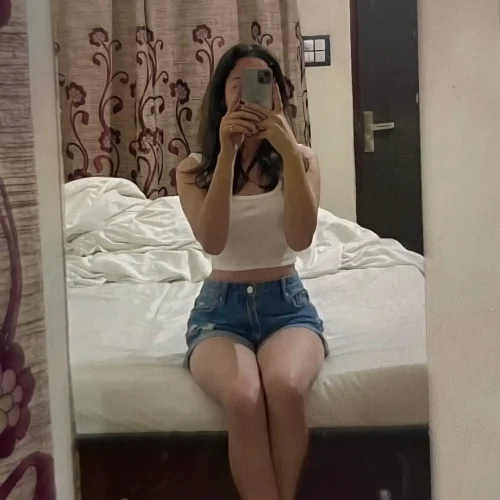 girls whatsapp number for friendship​